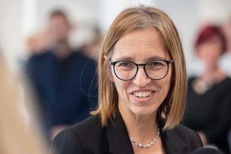 Ministrica za zdravje Valentina Prevolnik Rupel ne more biti za zgled zdravnikom. 