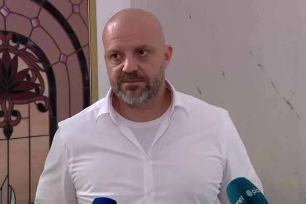 Mihael Karner (na sliki) in soinvestitor Rajko Hrvatič gradita luksuzno sosesko Urbana Oaza. Foto: posnetek zaslona Pop TV