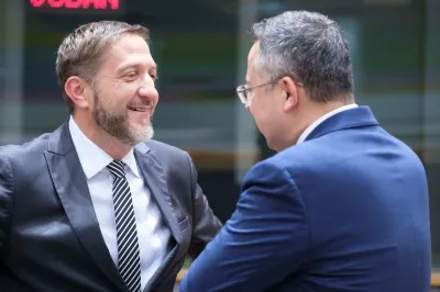 Minister za finance Klemen Boštjančič na vlado še ni prinesel odločitve o selitvi igralniške koncesije Casinoja Portorož. Foto: STA