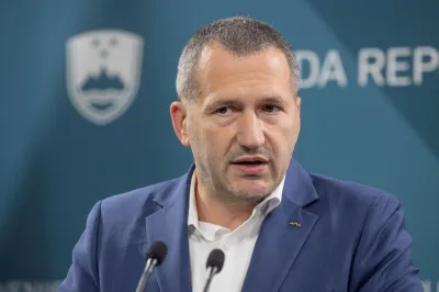 Damir Črnčec se seli v resor upravljanja z državno srebrnino. Foto: STA