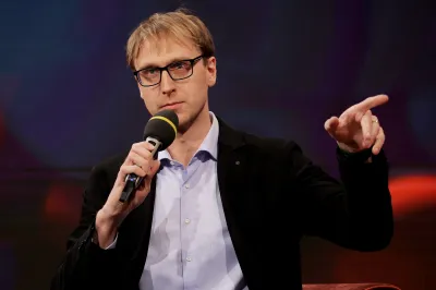 Ljubljana, RTV center.Dogodek Televizije Slovenija s predstavitvijo novih televizijskih obrazov in prikazom prizorov novih vsebin.Specializant infektologije v UKC Ljubljana in pisatelj David Zupancic.