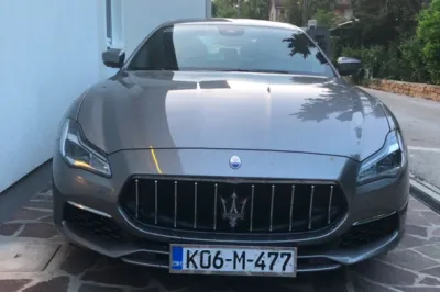 Maserati, ki je od konca septembra leta 2023 v hrambi Finančne uprave RS. Foto: osebni arhiv Roka Snežiča.