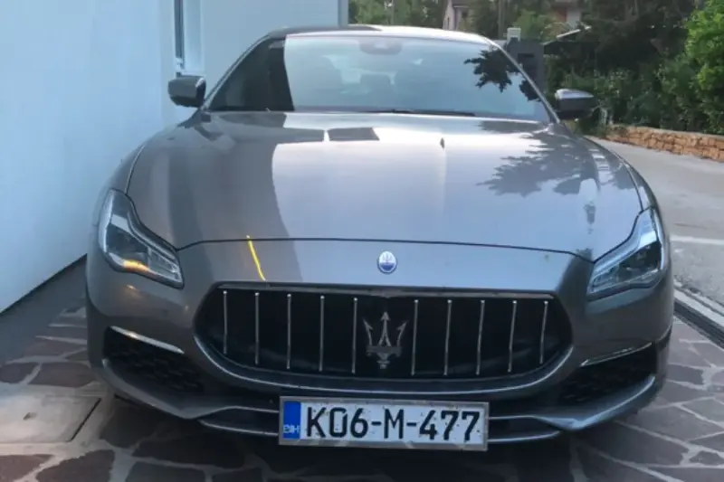 Maserati, ki je od konca septembra leta 2023 v hrambi Finančne uprave RS. Foto: osebni arhiv Roka Snežiča.