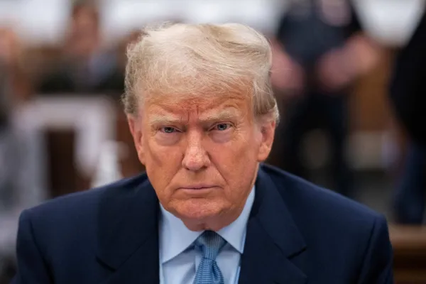 Tiskovna predstavnica Bele hiše je na novinarski konferenci potrdila, da Trump nima zakonskega pooblastila za razveljavitev pomilostitev. 