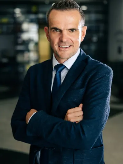 Matej Avbelj, ustavni pravnik 