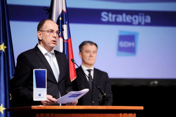 Na nadzornem svetu bodo ugotavljali, kako globoko so domnevni fiktivni posli vrasli v sistem SŽ in koliko domnevne škode so ali bi jo lahko povzročili. Na sliki Gabrijel Škof, prvi nadzornik SŽ. 
