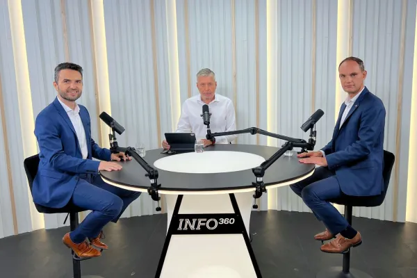 UR56 - Famozni tretji blok