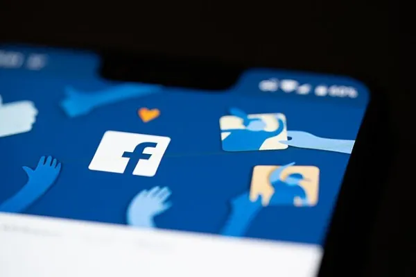 The Facebook mobile app on an Android smartphone