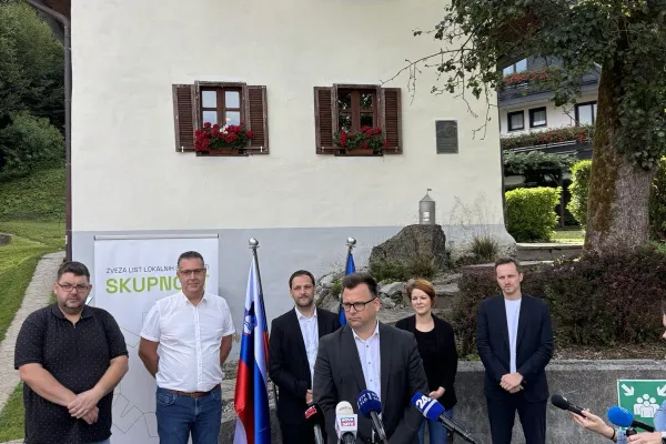 skupnost, stranka