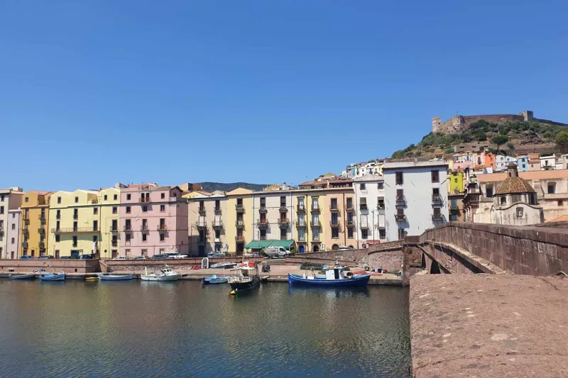 Italijansko mestece ponuja hi&scaron;e za ceno kave. Foto: STA