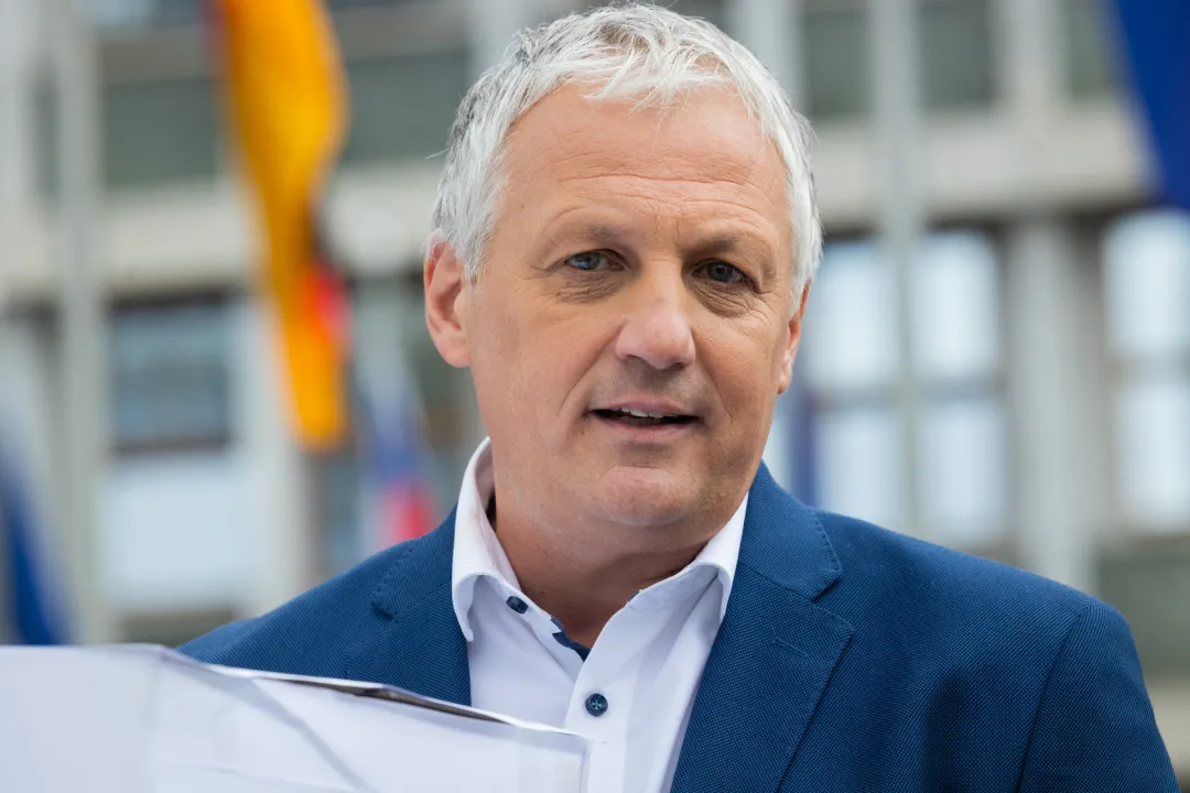 Ustavno sodišče zavrnilo referendum o oploditvi z biomedicinsko pomočjo