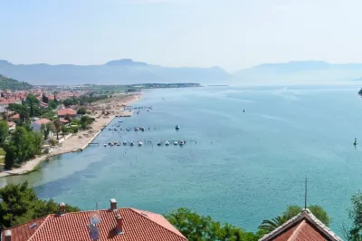 Hrva&scaron;ka napoveduje gradbeno reformo in strožji nadzor za tuje lastnike nepremičnin. Foto: Canva