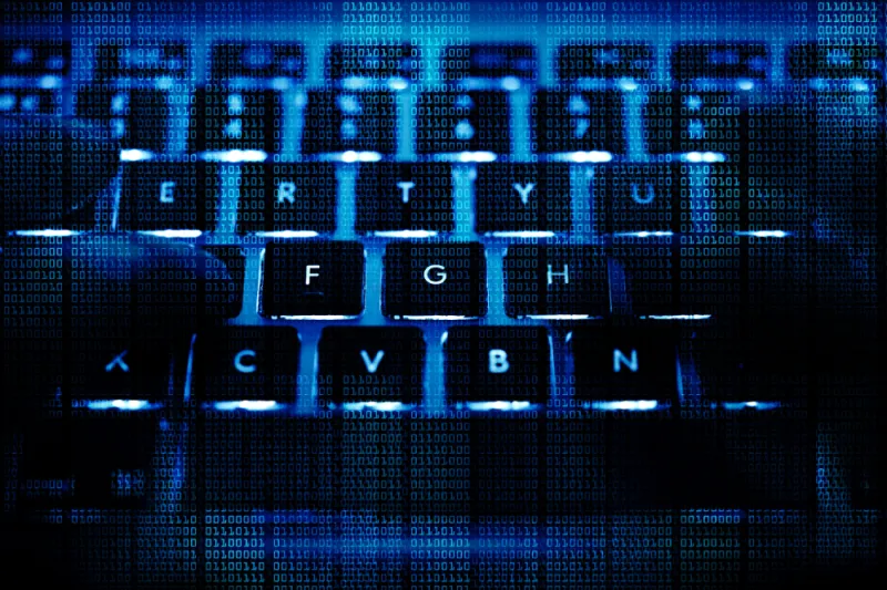 Europol opozarja starše. Mnogi ne vedo, kaj se na spletu dogaja. Foto: Canva