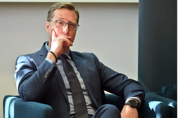 Slovenija, Ljubljana, 28.11.2025, 28. november 2025Odprtje konference MUNLawS, ki jo pripravlja Klub Pravne fakultete v Ljubljani. Vasilka Sancin, Marko Rakovec; Romana Tomc, Vladimir Prebili?, Matja? Nemec, Matej Tonin,politika Foto:Igor Kupljenik/F.A.BOBO