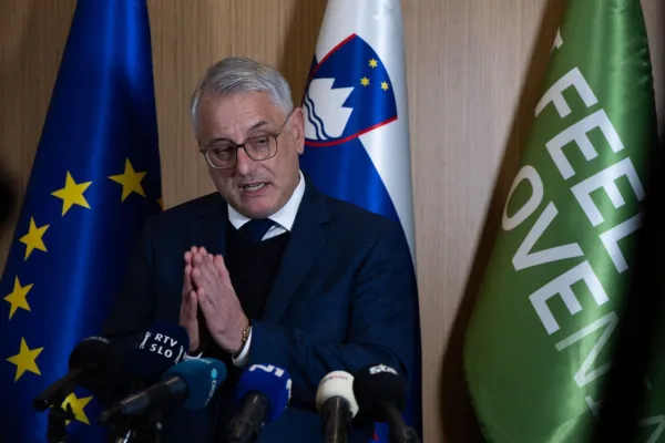 Gospodarski minister Matjaž Han je pozval računsko sodi&scaron;če k reviziji spornega razpisa agencije Spirit. Foto: STA