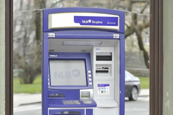 bankomat, STA, NLB