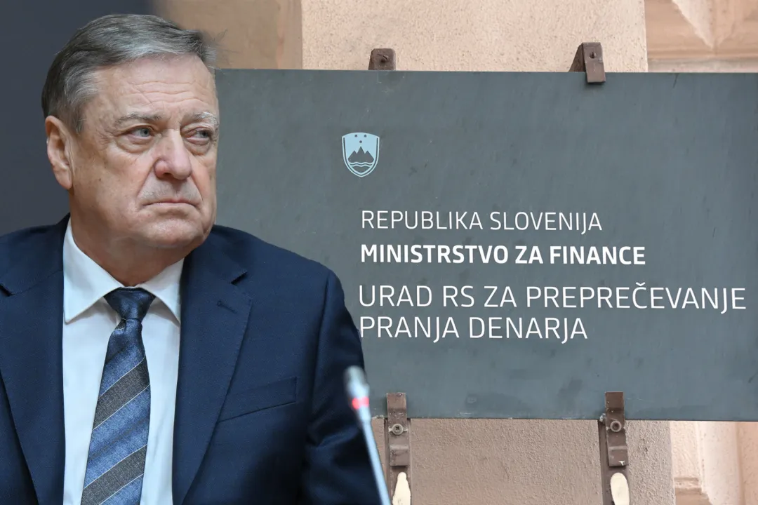 info360.si