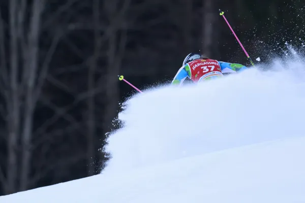 Slovenija, Podkoren, 04.01.2026, 04. januar 2026Smučarke tekmujejo na slalomu za svetovni pokal v Kranjski gori. Biv&scaron;a Zlata lisica, smučanje, slalom, &scaron;port, Nika Tom&scaron;ič SlovenijaFoto: Borut Živulović /F.A.Bobo