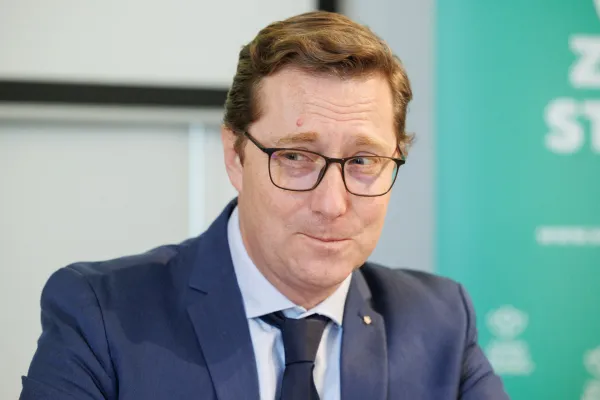 Ljubljana, Slovenski etnografski muzej.Razprava o vidikih varnosti ter pripravljenosti na sodobne nevojaske varnostne groznje.Evropski poslanec Vladimir Prebilic (Zeleni/Vesna).