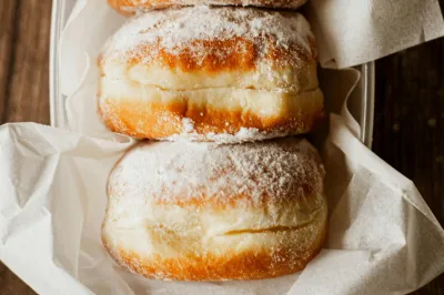 Veste, koliko kalorij ima en krof? Foto: Canva