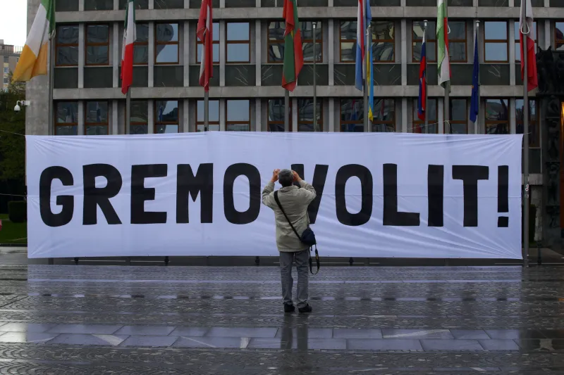 Slovenija Ljubljana 15.04.2022, 15.april 2022Petkov protest proti vladi, predvolilno soo?enje, Robert Golob, Tanja Fajon, Luka Mesec, Ljubo Jasni? politika dru?ba Glas ljudstva Rajko Stoiljkovi? Ivan Gale Jerca Kor?e Foto:Borut ?ivulovi?/Bobo