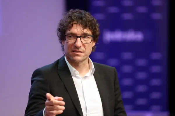 Dejan Paravan je znan kot dolgoletni prijatelj in zaupnik predsednika vlade Roberta Goloba. Foto: Borut Živulović/Bobo