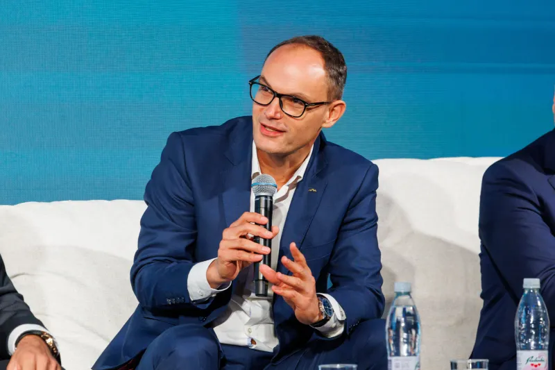 Slovenija, Portorož, 03.10.2025, 03.oktober 2025 Sklepni dan Managerskega kongresa, politika, Klemen Bo&scaron;tjančič, Matjaž Han, Marko Lotrič, Zdravko Počival&scaron;ek, Jernej Vrtovec, Anže Logar, Vladimir Prebilič,Foto: Tomaž Primožič/F.A.Bobo