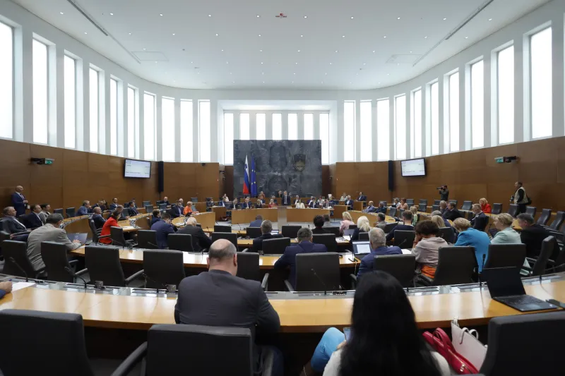 Javna razprava o predlogu bo odprta do sredine aprila, vlada pa pričakuje odzive strokovne in &scaron;ir&scaron;e javnosti. Foto:Borut Živulović/BOBO
