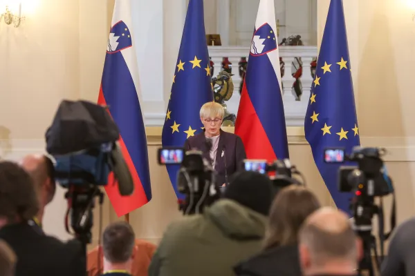 Slovenija, Ljubljana 30.03.2026, 30. marec 2026. Predsednica republike Nata&scaron;a Pirc Musar je na neformalne pogovore sprejela predsednico in predsednike strank, ki so se po neuradnih izidih nedeljskih parlamentarnih volitev uvrstile v DZ, politika,Foto: Marko Vavpotič/F.a.Bobo