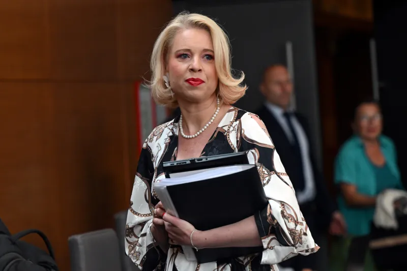 Slovenija, Ljubljana, 15.07.2025, 15. julij 2025Zadnji dan redne seje Državnega zbora, politika, portret, Robert Golob, Matjaž Han, Ur&scaron;ka Klakočar Župančič Foto:Žiga Živulovič Jr./F.A.Bobo