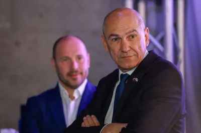 Novinarska konferenca predsednika NSi Jerneja Vrtovca in predsednika SDS Janeza Jan&scaron;e. Foto:Borut Živulović/F.a.Bobo