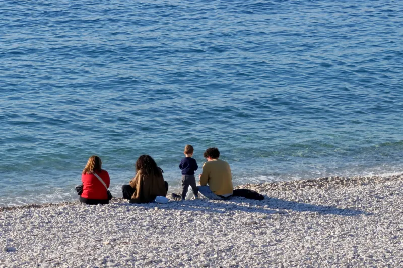 Domačini in tuji gosti se že zdaj spra&scaron;ujejo, kam se bodo pomaknile cene na vrhuncu poletja. Foto: F.A.Bobo