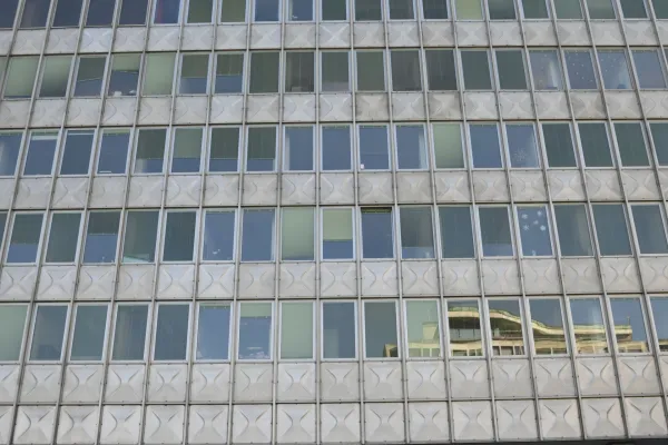 Podjetje 3M Finance, ki domuje v stavbi nekdanje Metalke v Ljubljani je tik pred začetkom prisilne poravnave. Ima visok dolg do državnega podjetja Borzen. Foto:Žiga Živulović jr./Bobo