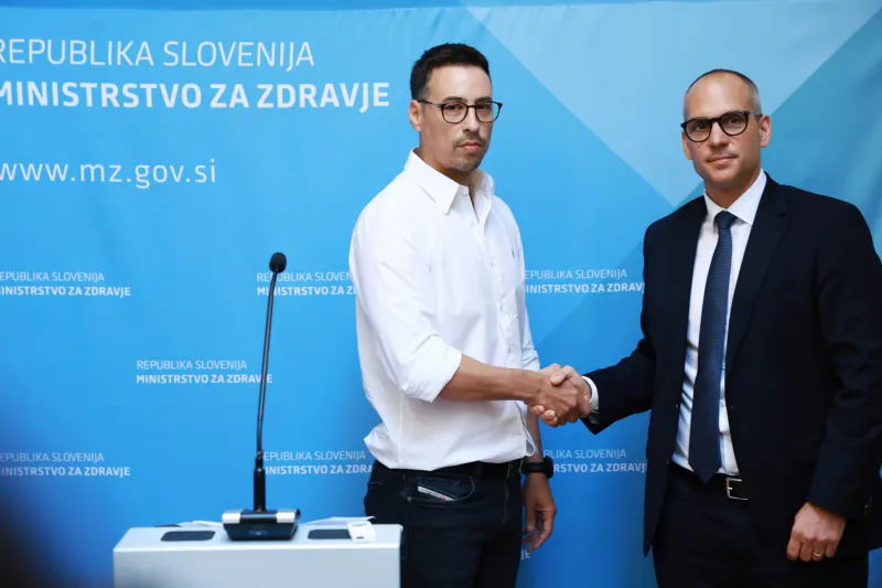 Slovenija, Ljubljana, 06.07.2026, 06. julij 2026Novinarska konferenca ministra za zdravje Tadeja Ostrca in predstavnika interventnih radiologov UKC Maribor, politika, zdravstvo, ministrstvo za zdravje, Tadej Ostrc, Sa&scaron;o Pjević, portret,Foto: Borut Živulović/F.A.Bobo