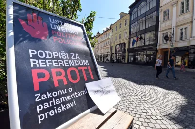 Slovenija, Ljubljana, 28. 05. 2026, 28. maj 2026Plakat za referendum o zakonu o parlamentarni preiskavi, družba, politika,Foto: Žiga Živulović Jr./F.A.Bobo