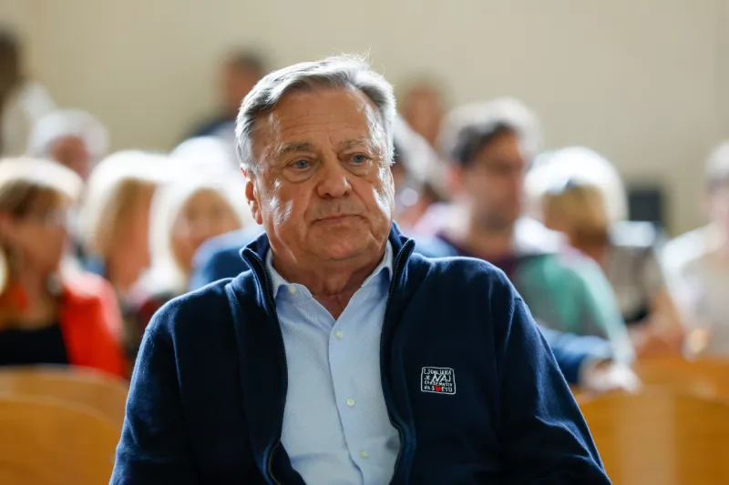 Zoran Janković na zboru občanov četrtne skupnosti Golovec. Foto: Borut Živulović/F.a.Bobo