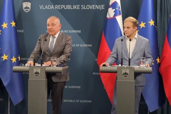 &Scaron;ircelj_Papež, ministrstvo za finance