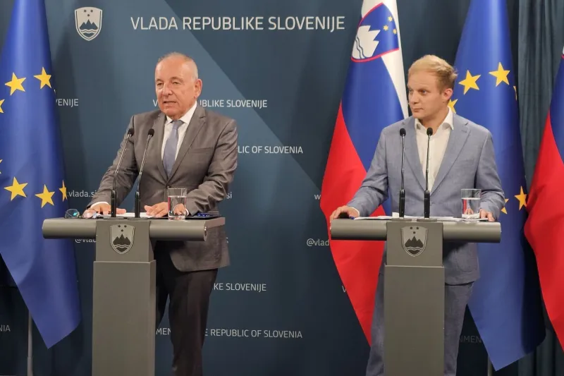 &Scaron;ircelj_Papež, ministrstvo za finance