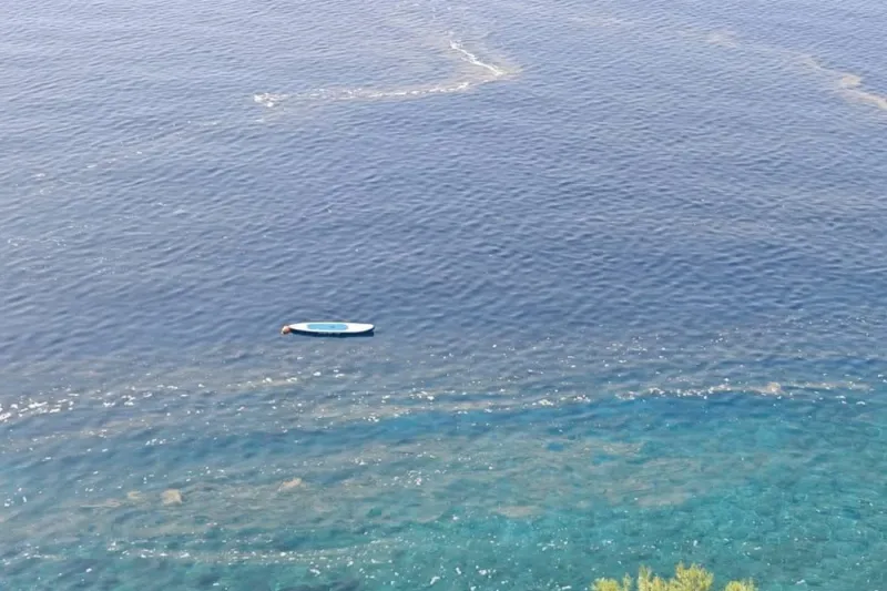 Slika onesnaženja morja na Korčuli. Foto: občina Blato