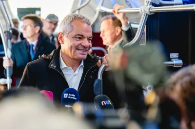 Slovenija, Maribor, 07.10.2024, 07. Oktober 2024Vožnja z avtobusom po liniji G5 s predstavitvijo načrtov elektrifikacije in digitalizacije, promet, transport, Saša Arsenovič, Zdravko Kačič, Ranko Šmigoc, Mitja KlemenčičFoto: Žan Osim/BOBO
