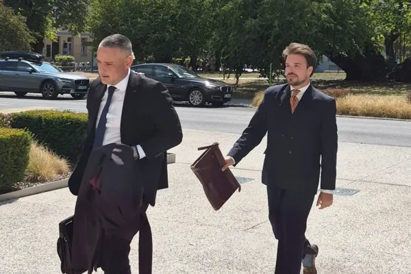 Prihod Du&scaron;ana Smodeja na predobravnavni narok na ljubljansko okrožno sodi&scaron;če zaradi obtožb o spolnem nasilju v aferi Fotopub. Foto: STA