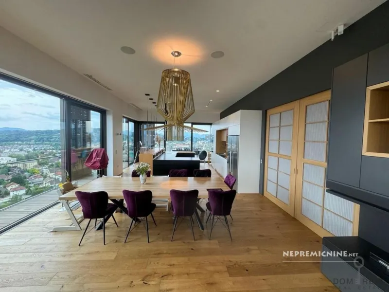 Stanovanje, ki se na nepremičninskem portalu prodaja za 2.750.000,00 &euro;. Foto: Nepremičnine.net